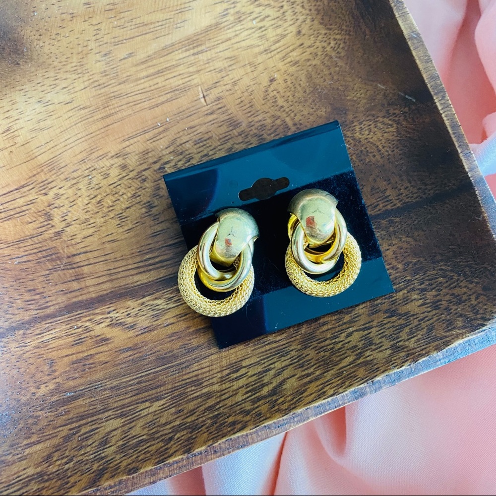 Stunning Vintage Gold Braided Link Earrings